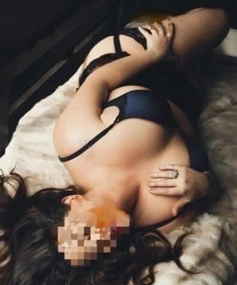 🌸 дорогой! Я та, кого ты так долго искал... Каждая встреча со мной - это неповторимое путешествие в мир удовольствий и страсти. Чувственная, стильная и образованная, я создам для тебя незабываемую атмосферу и исполню все твои заветные фантазии. 💫
Мой опыт в этой сфере обещает незабываемые эмоции и настоящее удовольствие. Я с радостью предлагаю различные услуги, включая классический секс, оральные ласки, эротический массаж, стриптиз, общение и многое другое. Ты можешь полностью расслабиться со мной, отдавшись в мои нежные и опытные руки. 💋
Мои клиенты отмечают мою абсолютную конфиденциальность, профессионализм и щедрость. В моих отзывах ты найдешь множество комплиментов и слов благодарности. Мне действительно нравится то, что я делаю, и я стараюсь сделать каждую встречу особенной и запоминающейся для нас обоих. 🔥
Забудь о рутине и повседневности, дай себе возможность быть в объятиях страсти и релаксации. Я жду тебя в Москве, чтобы воплотить все твои сокровенные желания. 🌹
💫 Фото 100% мои. Обязательно предварительная встреча по телефону. Не принимаю звонки с скрытых номеров. Творим чудеса вместе только по предварительной договоренности. Ценю уважение и чистоплотность. Комфорт и безопасность гарантирую. 🌟 Карина